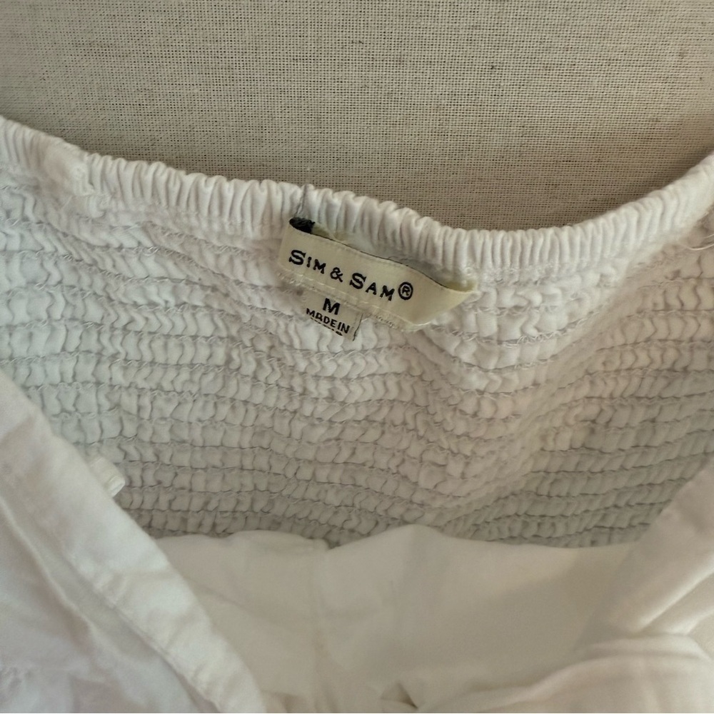 Elegant Strapless White Dress - Picture 3 of 6